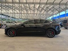 Tesla Model 3 Performance All-Wheel Drive - ფოტო 9