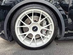 Tesla Model Y Performance All-Wheel Drive - ფოტო 8