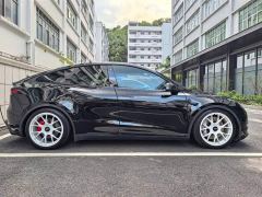 Tesla Model Y Performance All-Wheel Drive - ფოტო 9