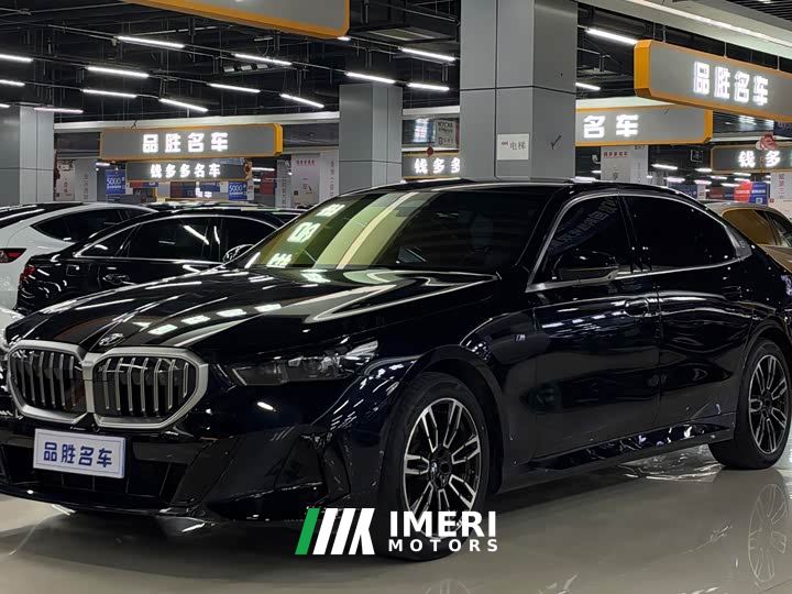 BMW 5 Series 525Li M Sport Package - автомобиль из Китая
