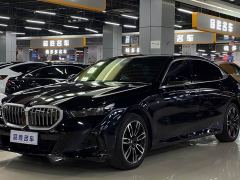BMW 5 Series 525Li M Sport Package - фото 1