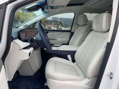 Buick GL8 New Energy Luxe Premium 7-Seater - фото 5