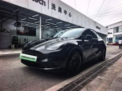 Tesla Model Y Rear-Wheel Drive - ფოტო 1