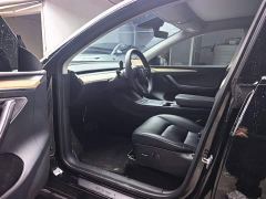 Tesla Model Y Rear-Wheel Drive - ფოტო 4