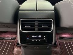 Volkswagen Lanhun 380TSI AWD R-Line Cruising Zhongxiang Edition - photo 11