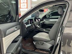 Volkswagen Lanhun 380TSI AWD R-Line Cruising Zhongxiang Edition - photo 4