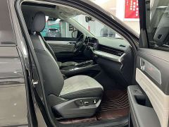 Volkswagen Lanhun 380TSI AWD R-Line Cruising Zhongxiang Edition - photo 8