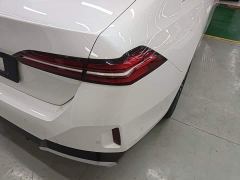 BMW 5 Series 525Li M Sport Package - ფოტო 7