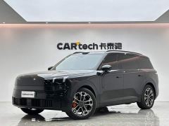 Lynk & Co 900 2.0T Ultra 6-Seater - фото 1