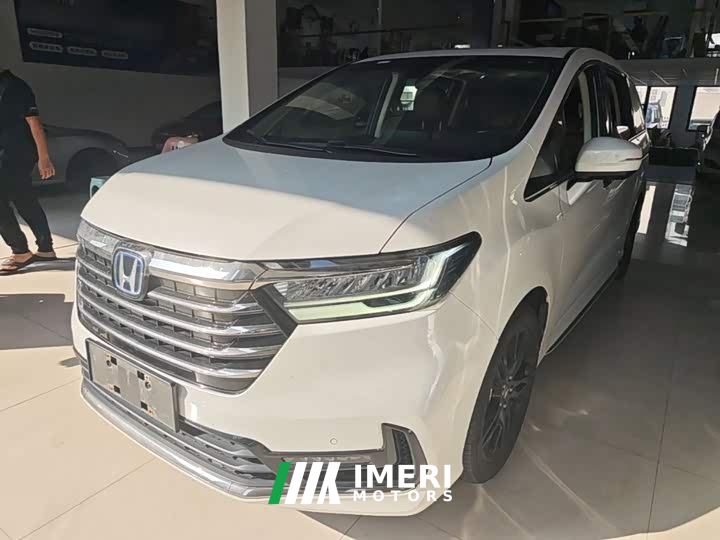 Honda Odyssey 2.0L e:HEV Sharp Radiance Edition