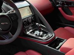 Jaguar F-TYPE P300 75 Edition - ფოტო 13