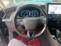Toyota Alphard Hybrid 2.5L Premium Edition - фото 10