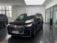Voyah Lantu Dreamchaser PHEV AWD Flagship Kunpeng Edition - фото 1