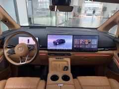 Voyah Lantu Dreamchaser PHEV AWD Flagship Kunpeng Edition - фото 11
