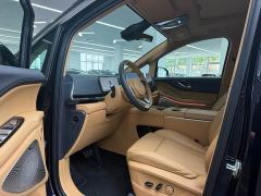 Voyah Lantu Dreamchaser PHEV AWD Flagship Kunpeng Edition - фото 8