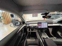 Tesla Model Y Long Range All-Wheel Drive - ფოტო 13