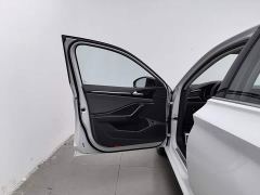 Volkswagen Jetta 280TSI DSG Excellence Edition - фото 8