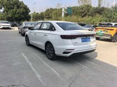 Geely Emgrand 4th Generation 1.5L CVT Luxury - фото 4