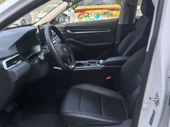 Geely Emgrand 4th Generation 1.5L CVT Luxury - фото 7
