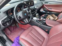 BMW 5 Series Facelift 530Li Premier M Sport Package - ფოტო 3