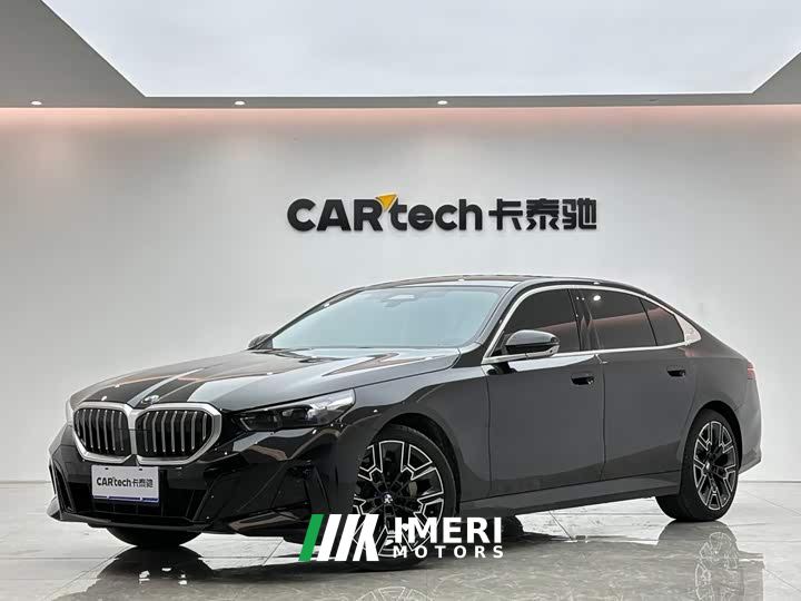 BMW 5 Series 530Li Luxury M Sport Package - ავტომობილი ჩინეთიდან
