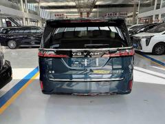 Voyah Lantu Dreamchaser PHEV AWD Flagship Kunpeng Edition - фото 3