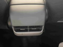 Tesla Model 3 Rear-Wheel Drive - фото 11