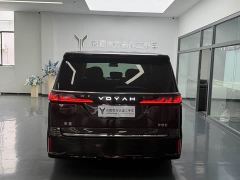 Voyah Lantu Dreamchaser PHEV AWD Flagship Kunpeng Edition - фото 15