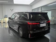 Voyah Lantu Dreamchaser PHEV AWD Flagship Kunpeng Edition - фото 17