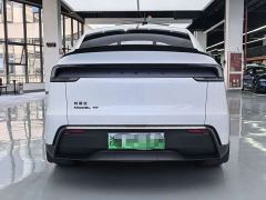 Tesla Model Y L Long Range All-Wheel Drive - ფოტო 10