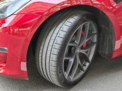 Tesla Model 3 Performance All-Wheel Drive - ფოტო 7