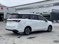 Wuling Jiachen 1.5T CVT Premium Flagship - photo 4