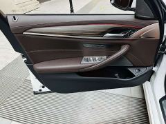 BMW 5 Series Facelift 530Li Leading Edition Luxury Package - photo 8