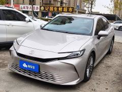 Toyota Camry Hybrid 2.0L HGVP Luxury - photo 1