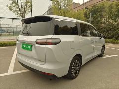 Wuling Starlight 730 New Energy PHEV 125km Luxury - фото 6