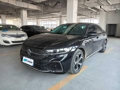 Volkswagen Passat Facelift 330TSI Starry Sky Elite - ფოტო 1