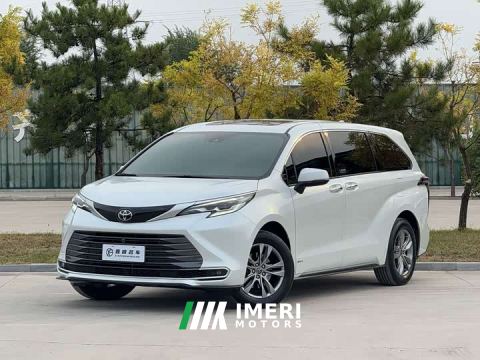 2024 Toyota Sienna 2.5L Hybrid AWD Premium