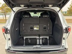 Toyota Sienna 2.5L Hybrid AWD Premium - ფოტო 18