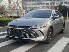 BYD Qin PLUS DM-i Smart Drive Edition 55KM Leading - фото 1