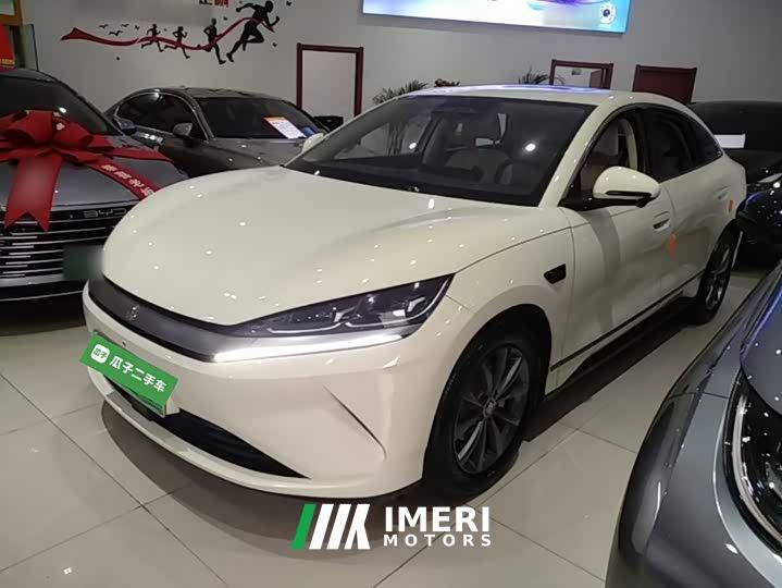BYD Qin L EV 470KM Leading Edition - car from China