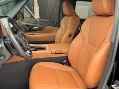 Toyota Vellfire Crown Hybrid 2.5L Executive Premier Edition - photo 8