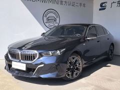 BMW 5 Series 530Li Luxury M Sport Package - ფოტო 1