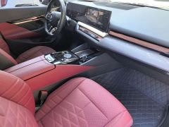BMW 5 Series 530Li Luxury M Sport Package - ფოტო 16