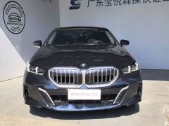 BMW 5 Series 530Li Luxury M Sport Package - ფოტო 2