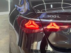 Mercedes-Benz E-Class Facelift E 300 L Luxury - фото 16