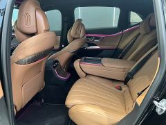 Mercedes-Benz E-Class Facelift E 300 L Luxury - фото 7