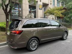 Buick GL8 Land Business Class 652T Premium - ფოტო 6