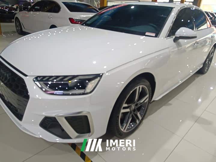 Audi A4L 40 TFSI Stylish Edition China VI - car from China