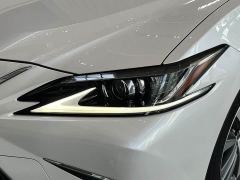 Lexus ES 260 Excellence Edition - ფოტო 19