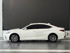 Lexus ES 260 Excellence Edition - ფოტო 7